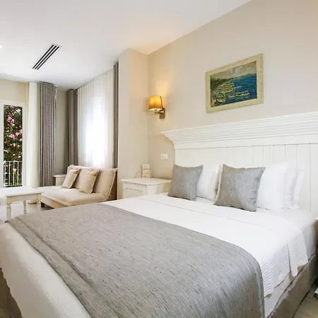 Hotell Joya Del Mar 4*