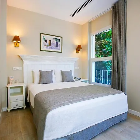 Hotel Joya Del Mar